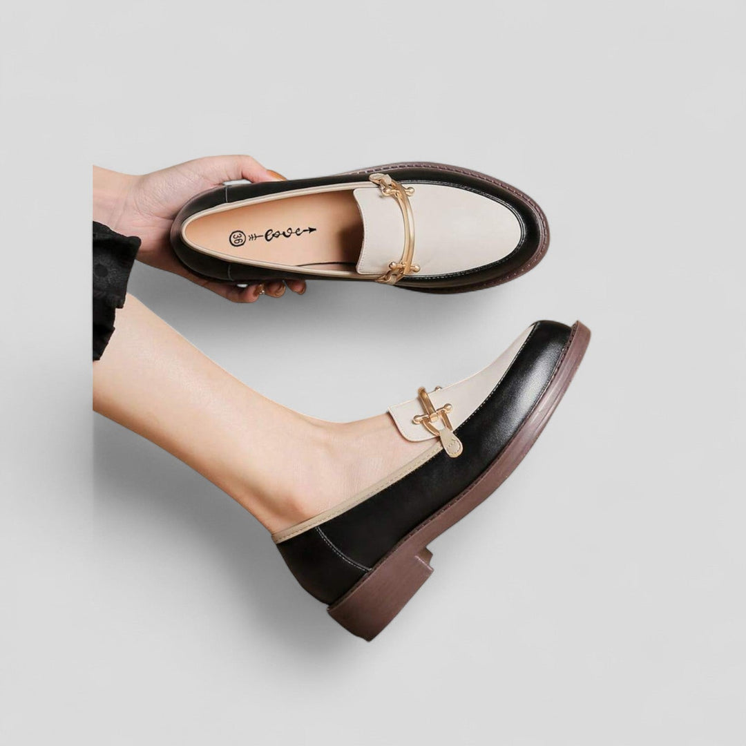 Nélida | Mocasín