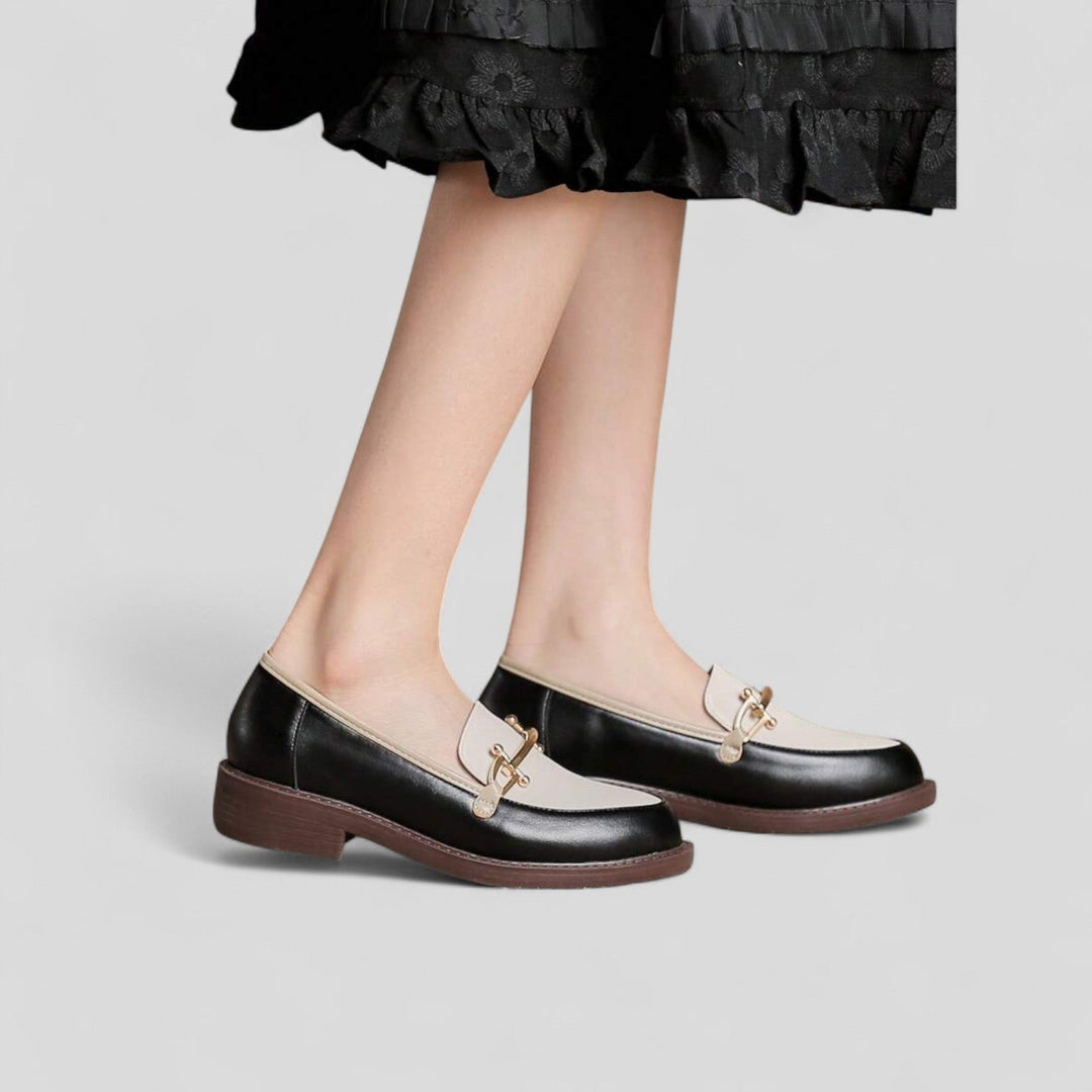 Nélida | Mocasín
