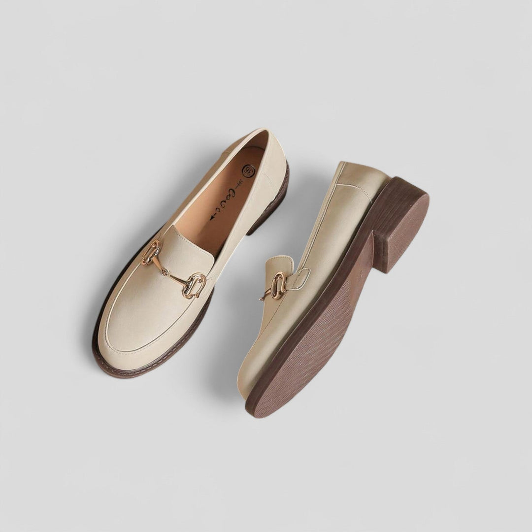 Nélida | Mocasín