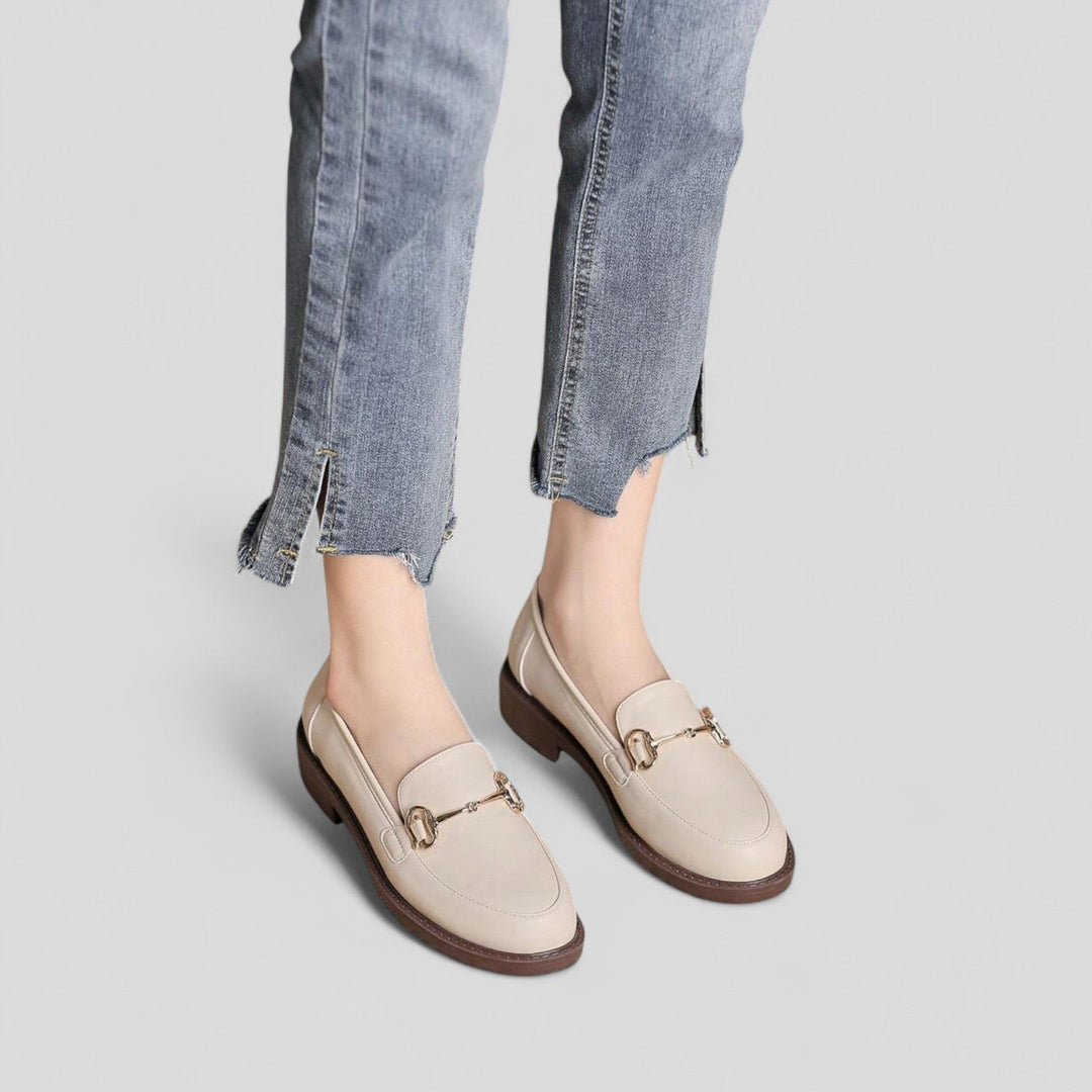 Nélida | Mocasín