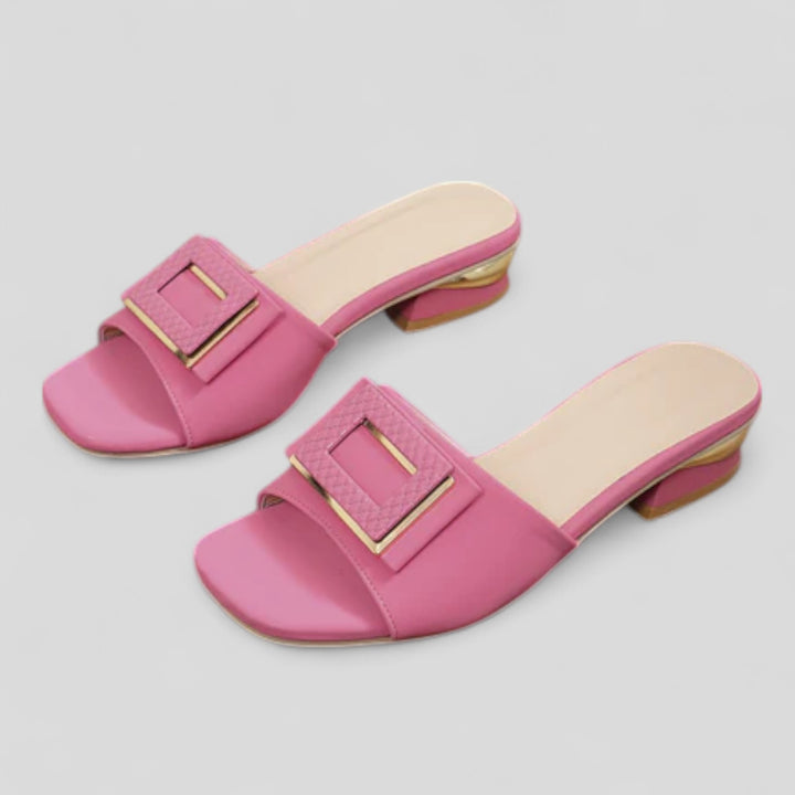 Iselina | Mules con hebilla