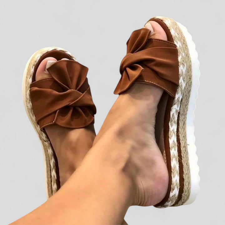 Jacinta | Mocasín